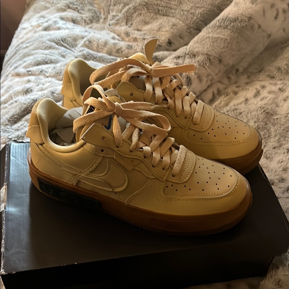 Nike air force 1 fontanka Light Tan Sneakers with Gum Sole